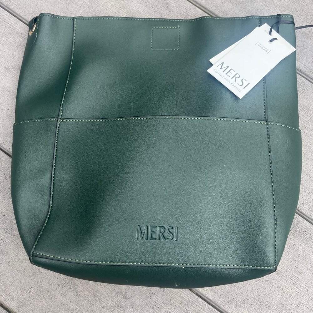 MERSI vegan leather Bucket Bag forest green